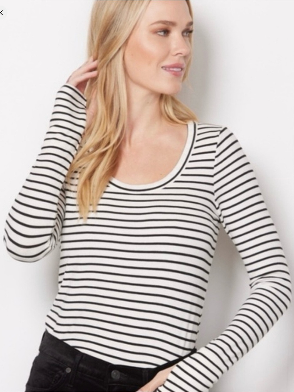 Evereve Elliot White Black Striped Long Sleeve Shirt size small